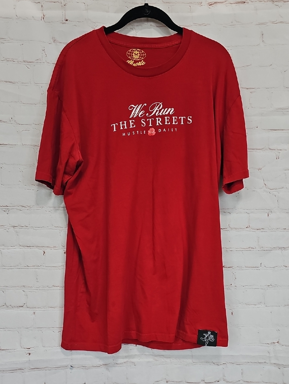 Men's 'We Run The Streets' Red Graphic Tee